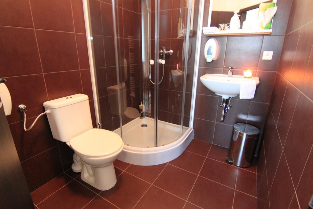 Hotel Jbi Wellness Kolín Habitación foto